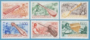 JUGOSLAVIEN 1977 M1702-7** musikinstrument 6 kpl