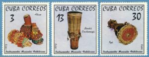 CUBA 1972 M1816-8** musikinstrument 3 kpl