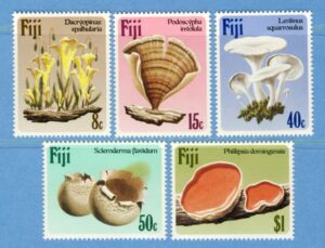 FIJI 1984 M494-8** svampar 5 kpl