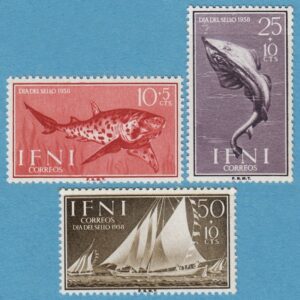 IFNI 1958 M178-80** fiskar segelbåt 3 kpl