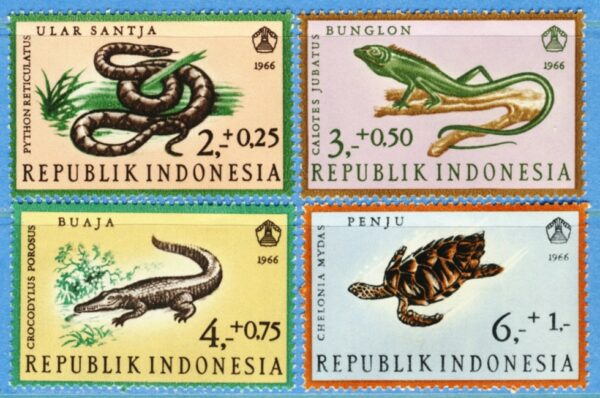 INDONESIEN 1966 M558-61** kräldjur 4 kpl