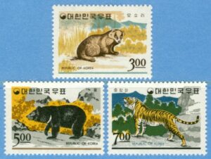SYDKOREA 1966 M567-9** grävling kragbjörn tiger 3 kpl
