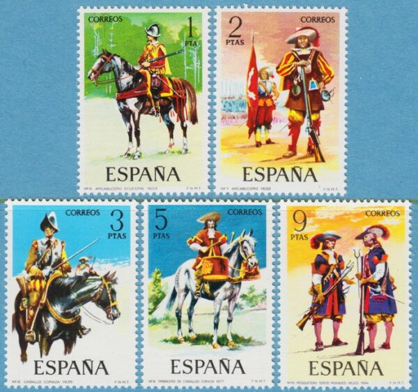 SPANIEN 1974 M2062-6** militäruniformer (II) 5 kpl