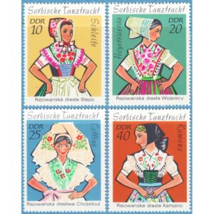 DDR 1971 M1668-71** dansdräkter 4 kpl