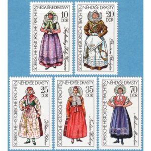 DDR 1977 M2210-4** folkdräkter 5 kpl
