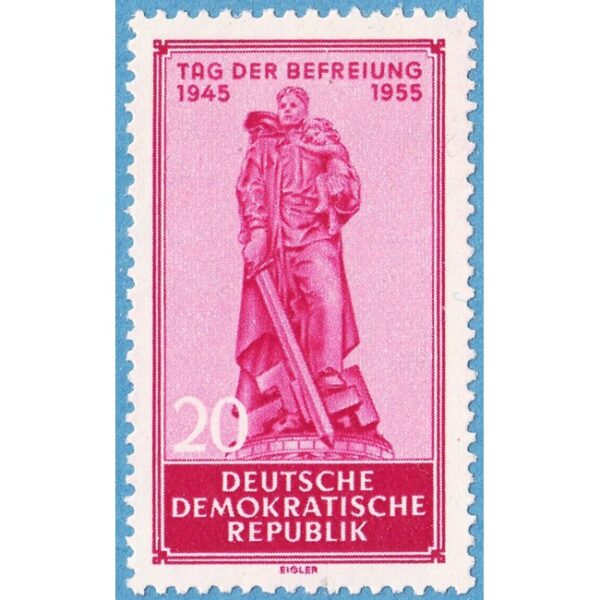 DDR 1955 M463** minnesstaty över stupad soldat 1 kpl